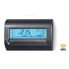 1C8190030107, Комнатный цифровой термостат с недельным таймером; сенсорный экран; питание 3В DС; 1СО 5А; монтаж на стену; NFC; цвет белый 
